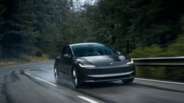 Tesla Battery Reliability Questioned After New Exams