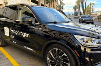 Qualcomm Needs You to Know That Its New Automobile Chip Has Multitasking Baked In