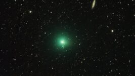 This Tiny Comet Pulled Off a First-of-Its-Variety Spin Flip