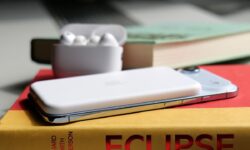 Decide up Apple’s iPhone Air MagSafe battery pack whereas it is right down to a record-low worth