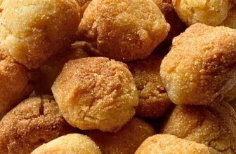 Grandma’s Scorching Water Cornbread (Crispy Exterior, Delicate Inside)